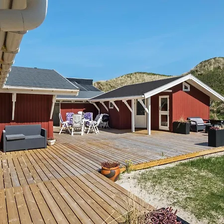 3 Bedroom Beautiful In Hébergement de vacances