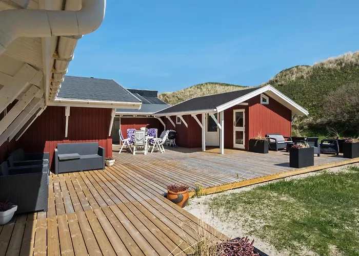 3 Bedroom Beautiful In Сasa de vacaciones