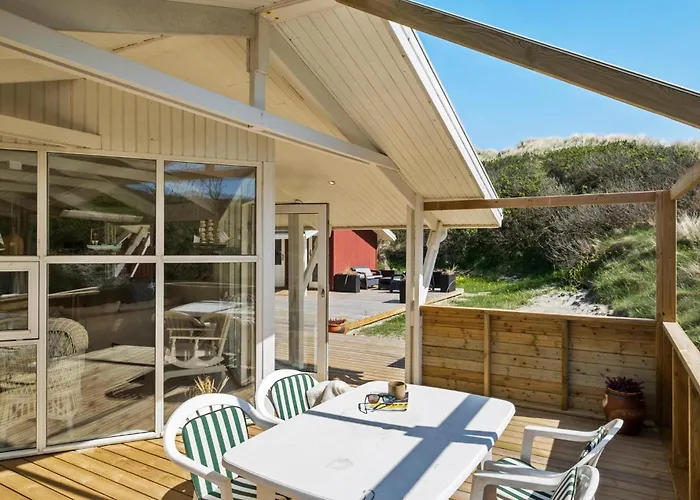 Сasa de vacaciones 3 Bedroom Beautiful In Blokhus